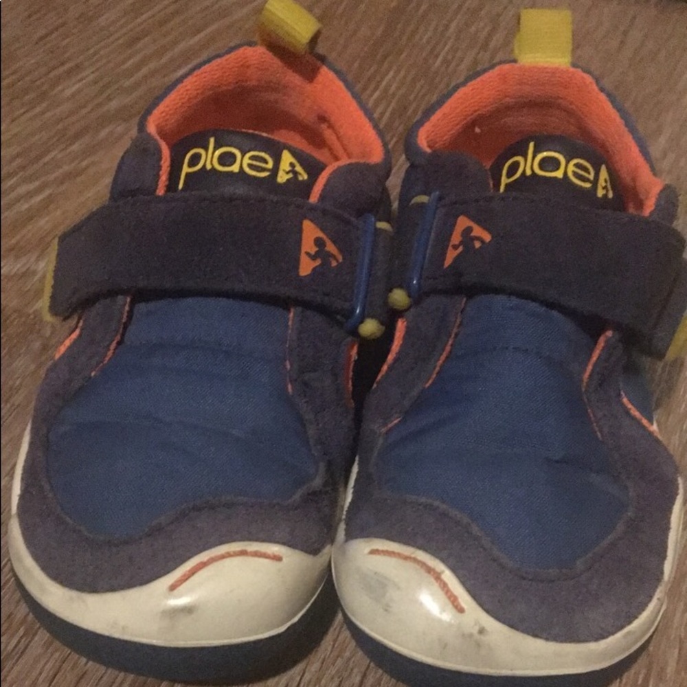 Plae Shoes size 7.5